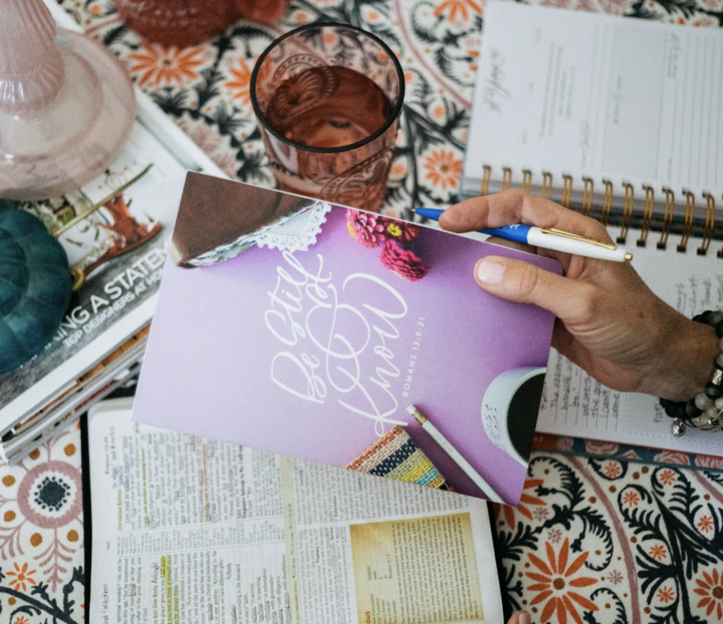 he updated "Be Still And Know" series is designed to encourage women to memorize Scripture. The goal is not just to read the Bible, but to meditate on it, implement it, and memorize it so we will live by the words of truth. These booklets help you study Romans 12:9-21 and Ephesians 4:17-32 (ESV). Each day breaks down one verse and challenges you to memorize it. My encouragement to you would be to take it slow. Instead of going through quickly, take a few days to truly meditate and pray through each verse. By the end of the study, you will have memorized this passage of Scripture!